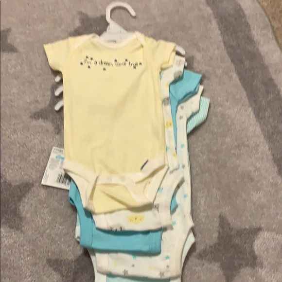 Gerber onsies-5 - Picture 5 of 6